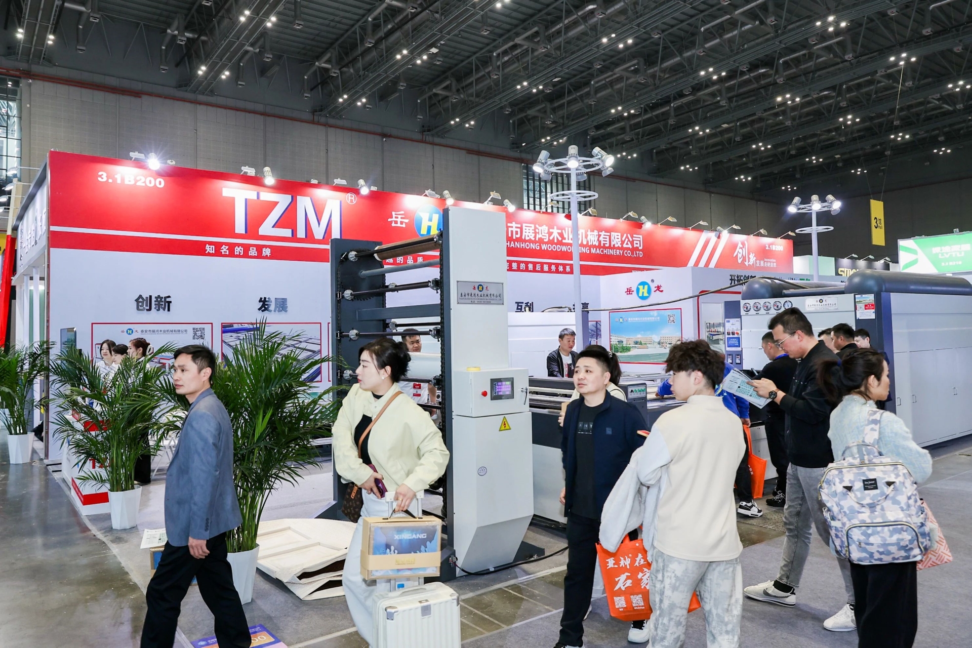 最新发布！2025中国建博会（上海）暨首届虹桥设计周展后被告